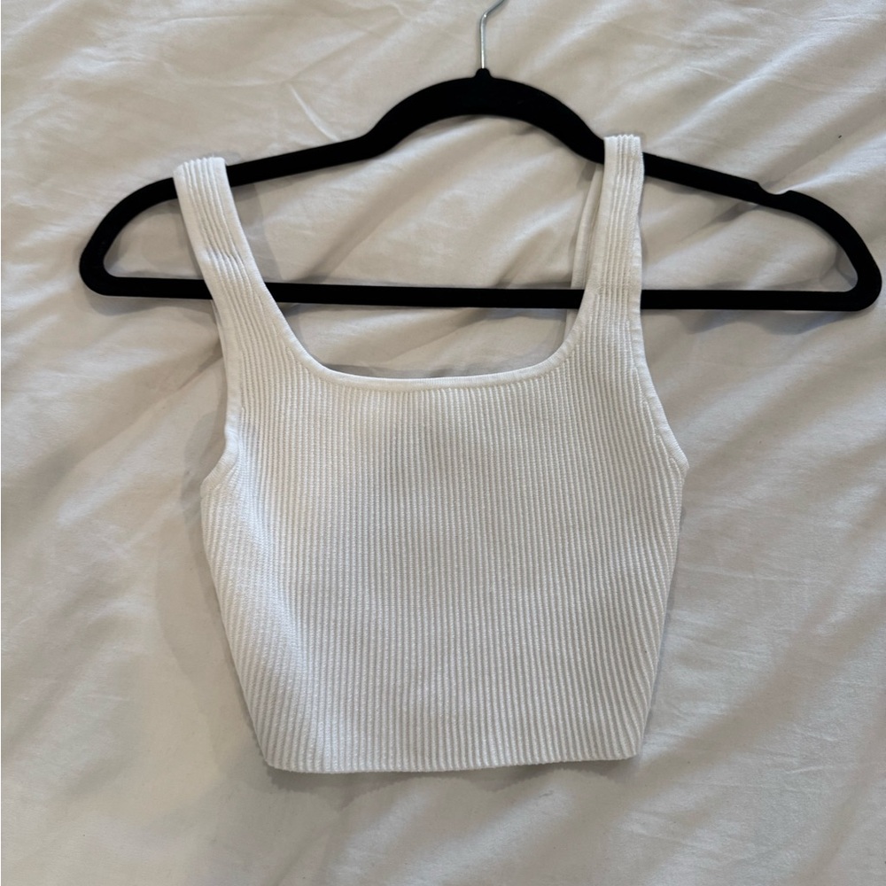 Aritzia tank